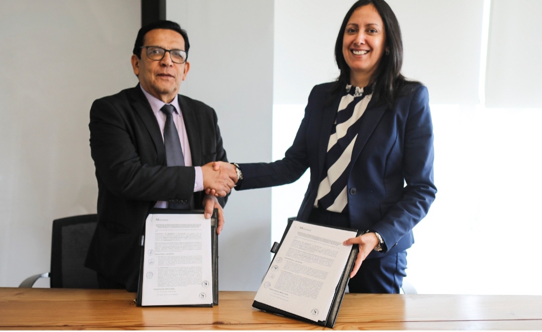 EsSalud y UTEC firman convenio para impulsar investigación y desarrollo tecnológico